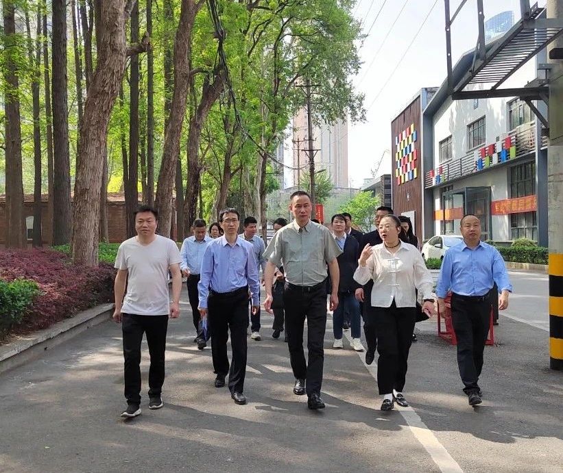 園區(qū)動(dòng)態(tài) | 武漢市退役軍人事務(wù)局局長陳鵬一行調(diào)研三新軍創(chuàng)園地